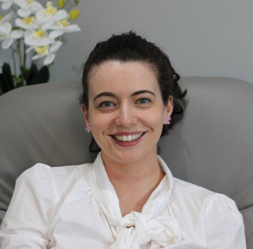 Nicole neilson